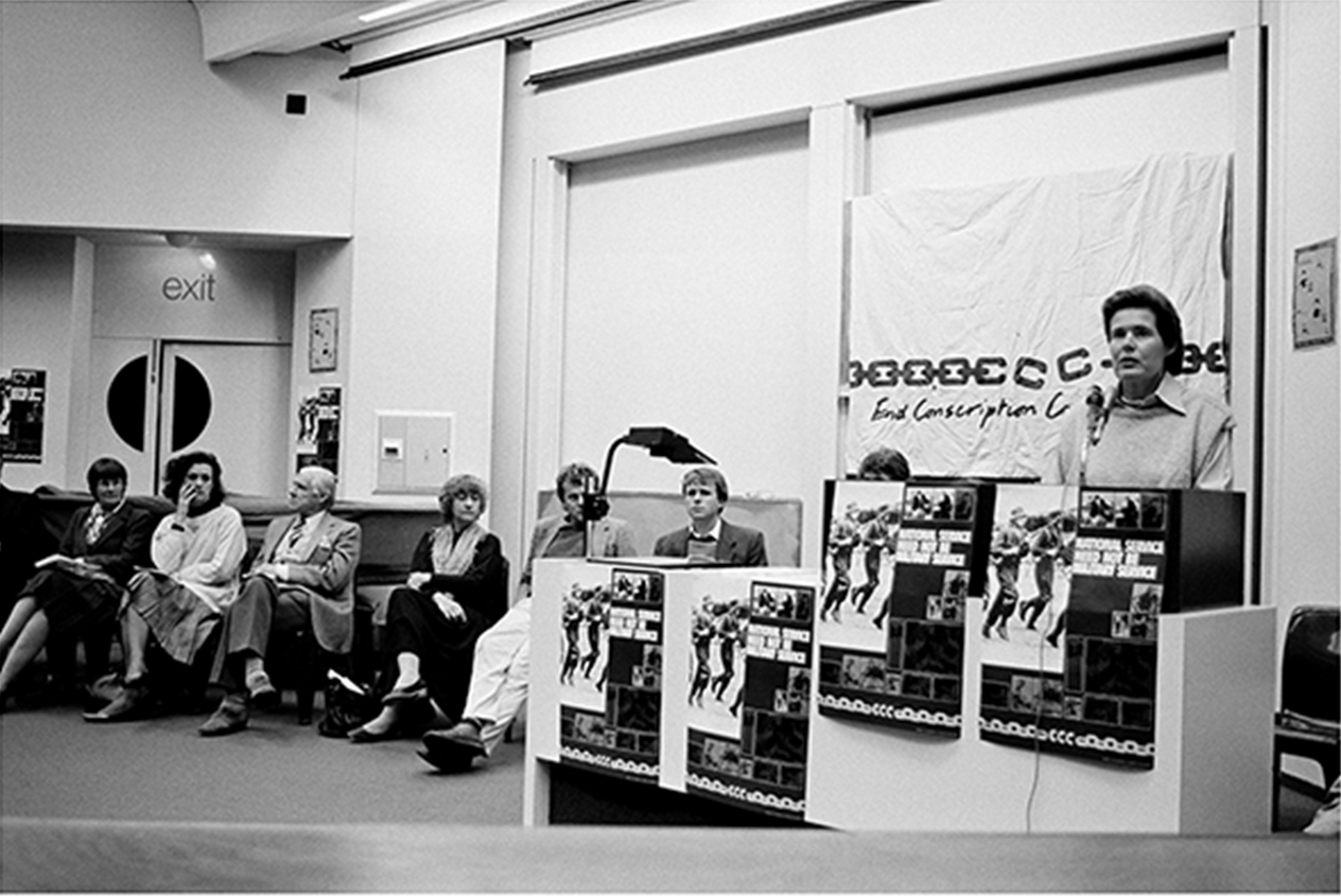 Mary Burton, Bo Petersen (seated from second left) from the Black Sash amongst guest speakers at an End Conscription Campaign meeting in the Beattie Building at UCT.